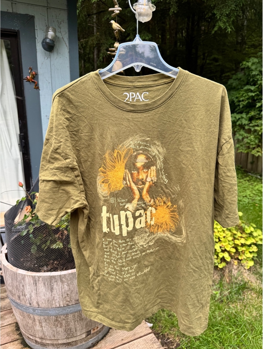 2PAC XL Olive Green Graphic T-Shirt Made in Guatemala